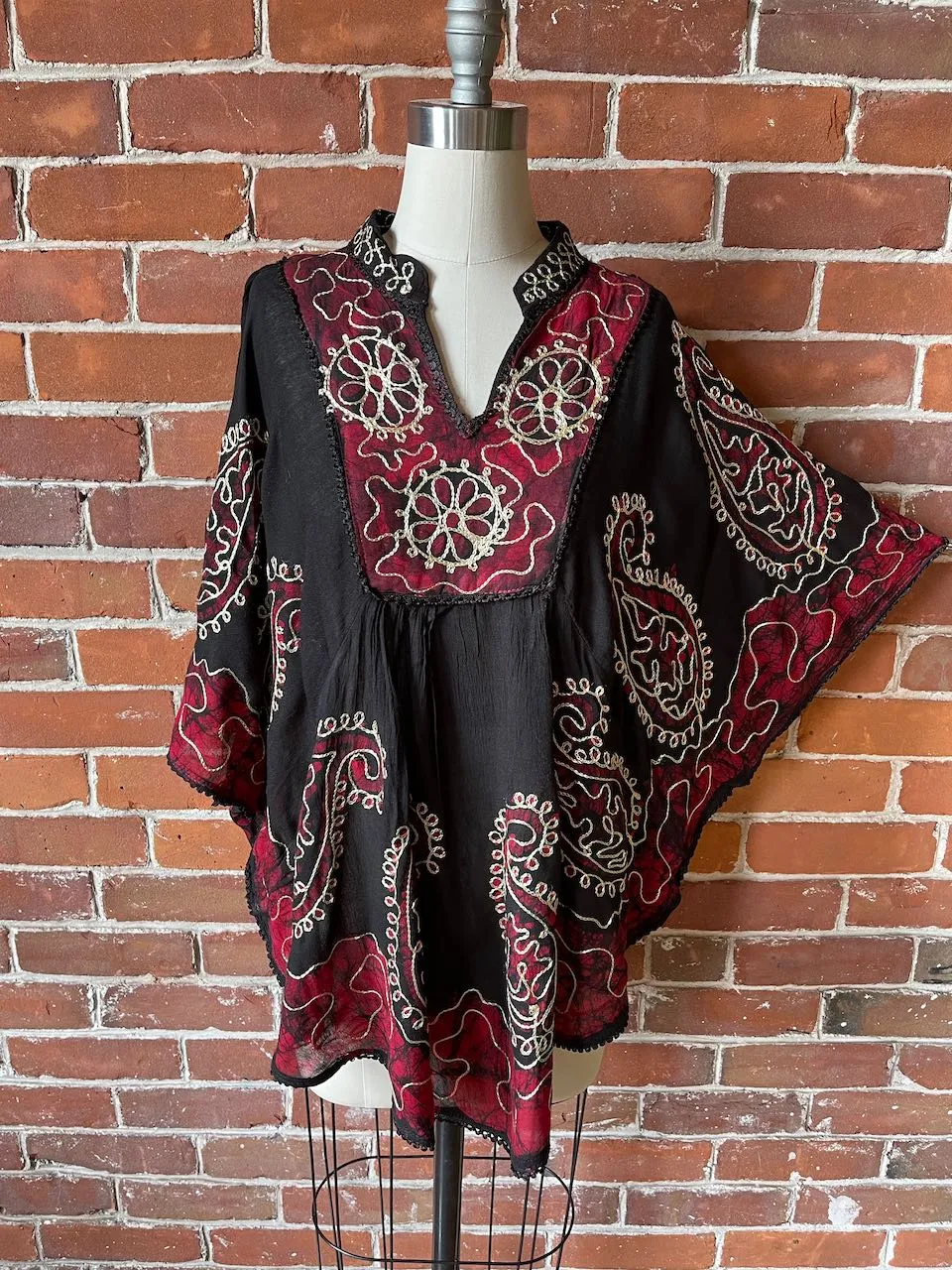 Artemis Batik Poncho Top - Red/Black