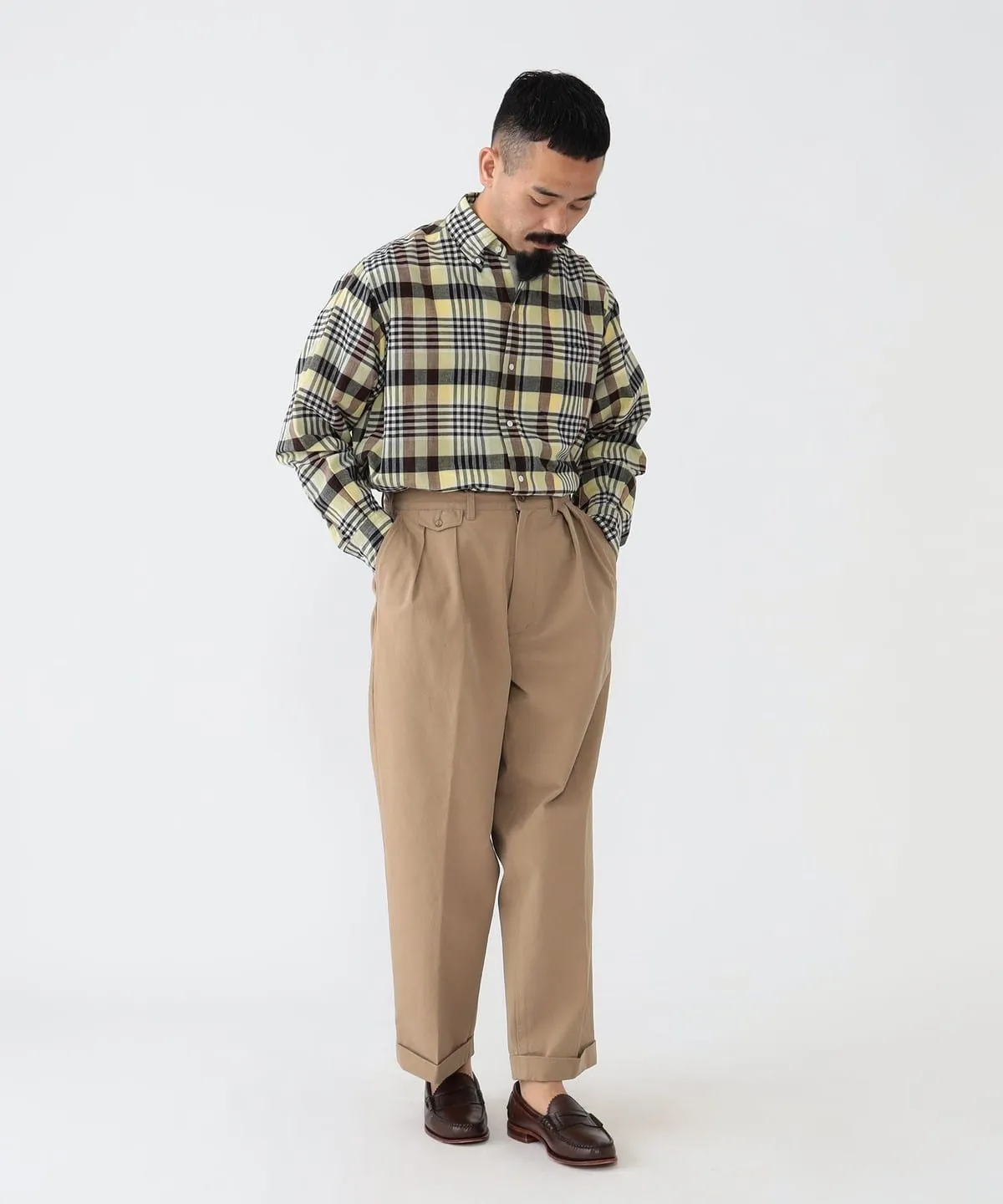 Beams Plus | 2Pleats Twill Trousers | Khaki