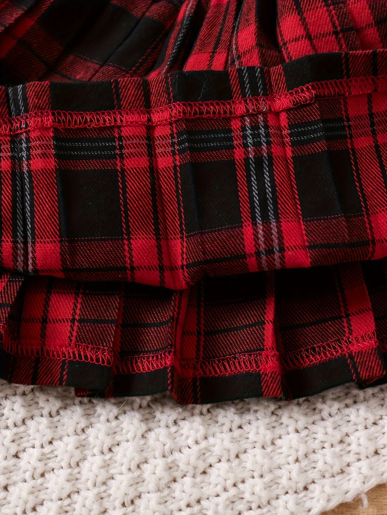 Chic Red Plaid Pleated Skirt for Girls - Perfect Christmas & Birthday Gift, Versatile Preppy Style, Machine Washable