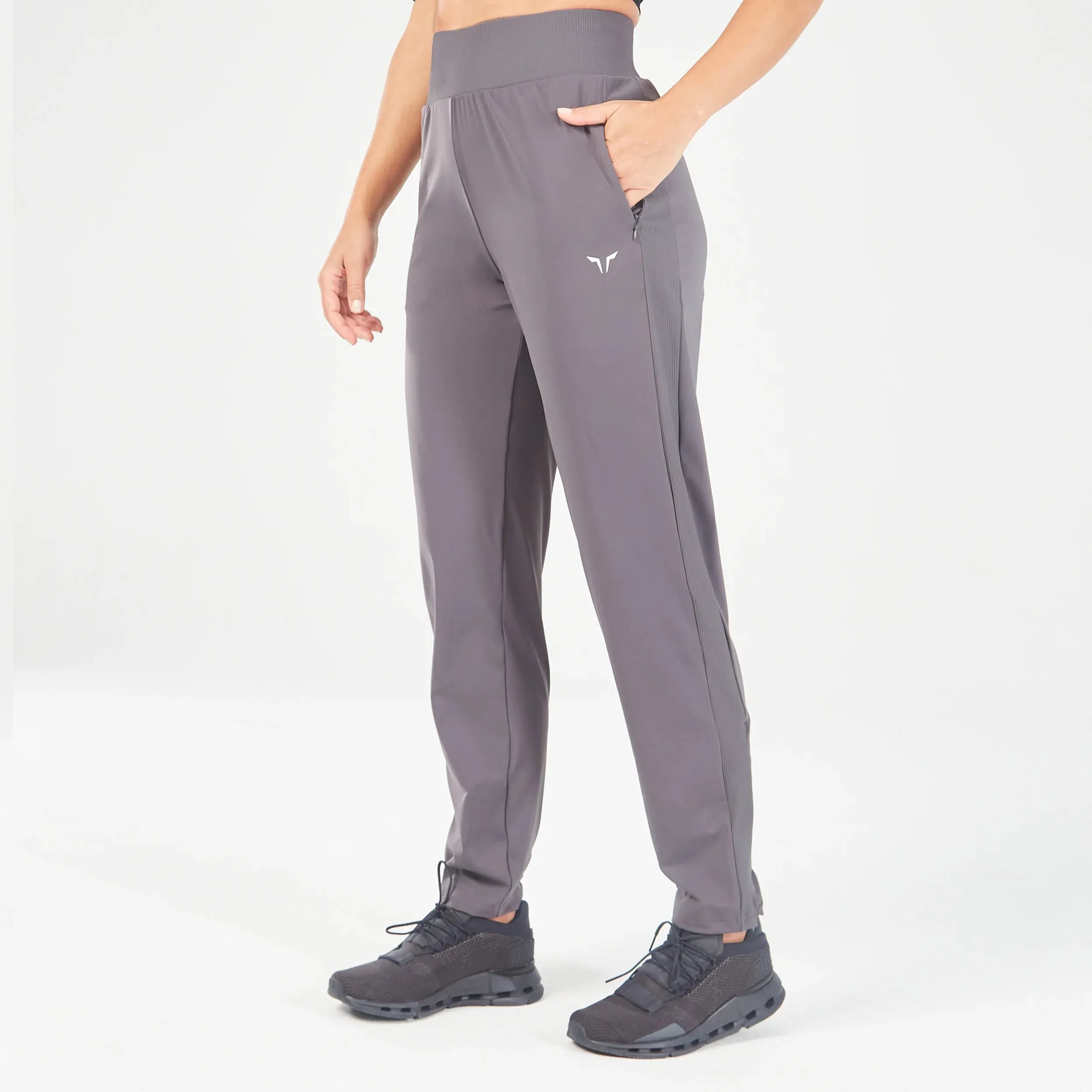 Core Flare Joggers - Asphalt