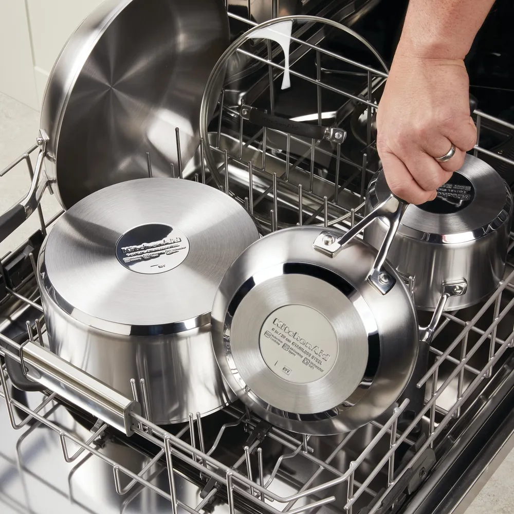 Stainless Steel 2-Quart Saucepan with Measuring Marks and Lid