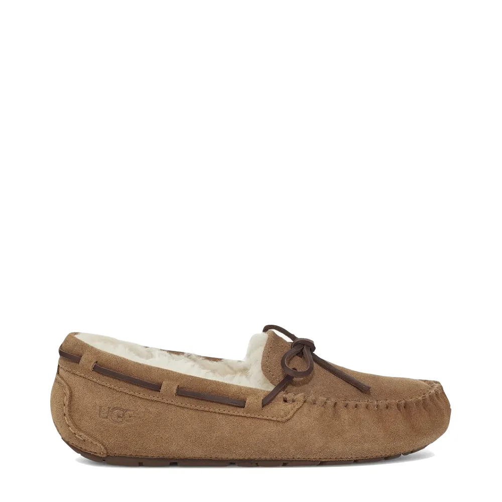 UGG Women's Dakota Moc Sheepskin Slipper in Chestnut